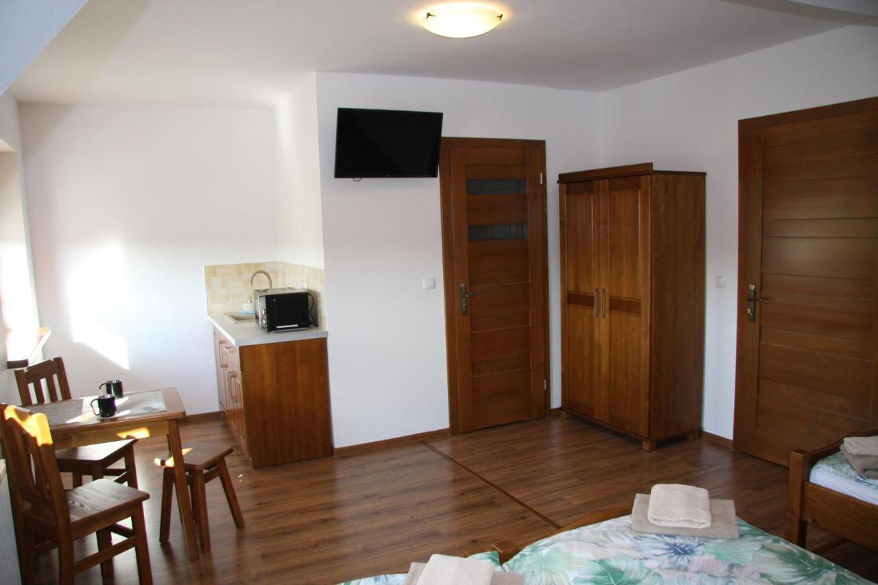 Mietusia Przystan - Wynajem Pokoi Hotel Ciche  Екстериор снимка
